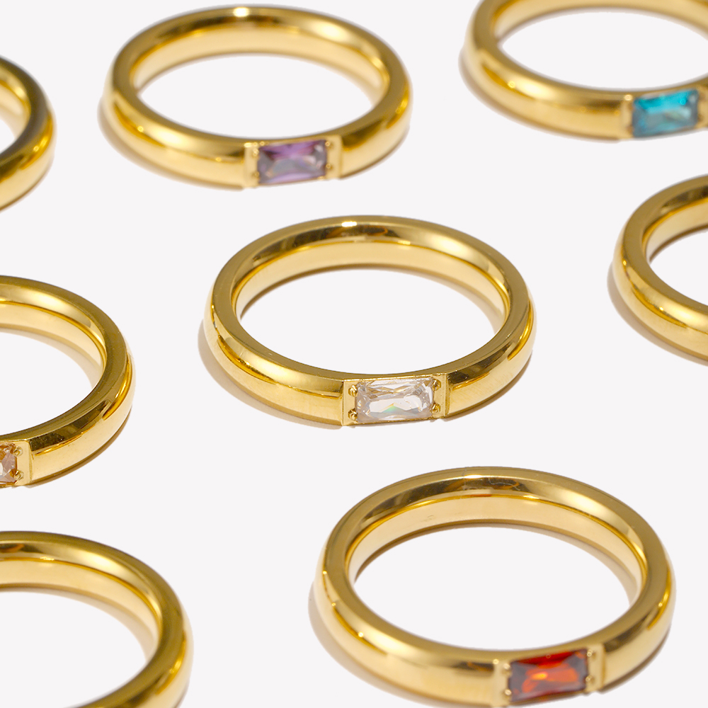 E.B. Belle-18K Anel De Zircão  - Birthstone Ring Set avaliação e preço
