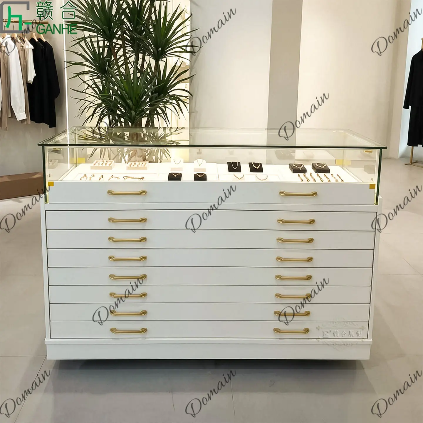 81 N Vitrine de vidro de luxo, - Jewelry Watches Luxury avaliação e preço